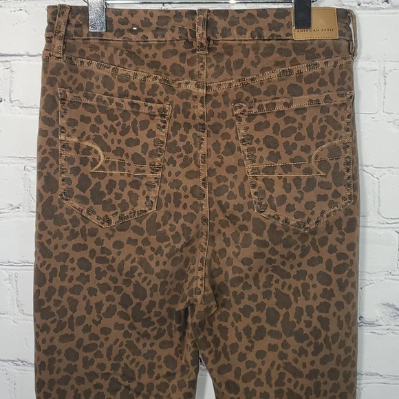 American Eagle Next Level Stretcg Curvy Super Hi-Rise Jegging Leopard Jeans Sz 8 - Picture 6 of 13